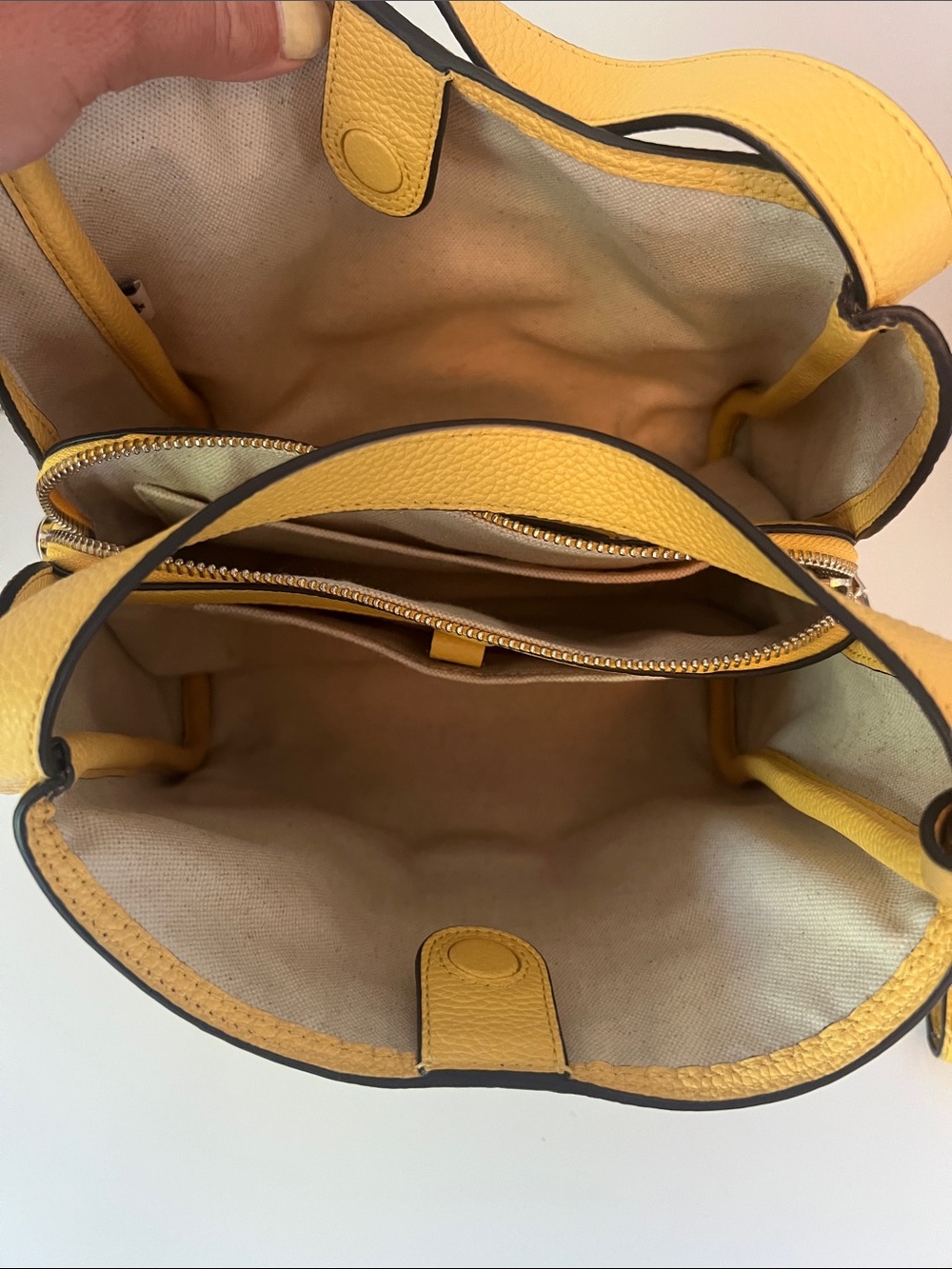 kate spade Yellow and White Woven “knott” Stripe Shoulder Bag with wallet - Picture 6 of 10